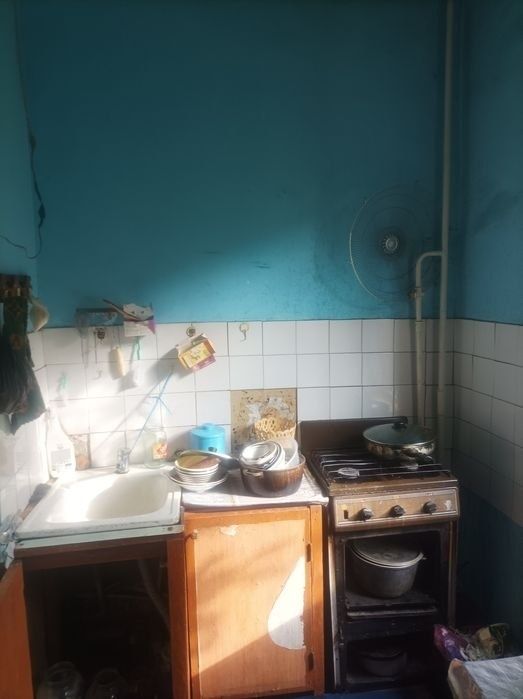 1 Ком Сергели Спутник 15 1 Ком на 3 этаже ,дом 5 этажный квартира без