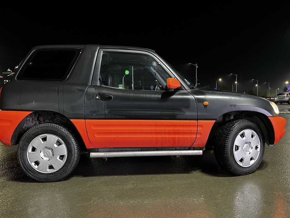 Продам toyota rav4