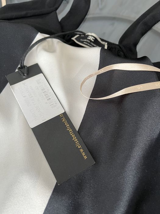 Луксозна рокля Elisabetta Franchi, подарък Блуза