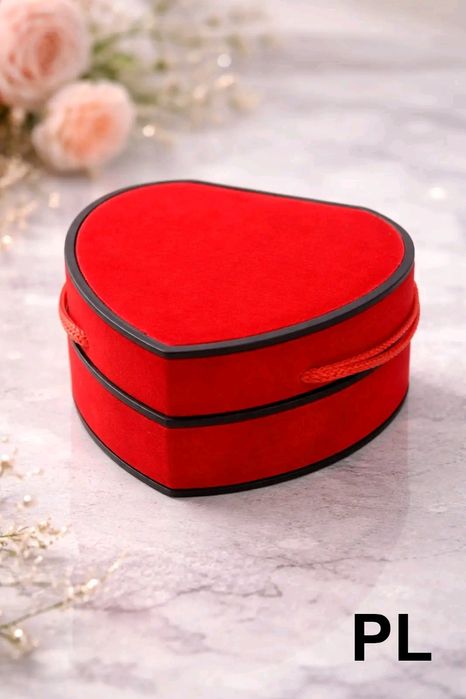 Подаръчен комплект. Подарък парфюм