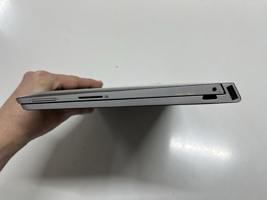 Нетбук/Планшет Трансформер  Lenovo Miix 2 10"