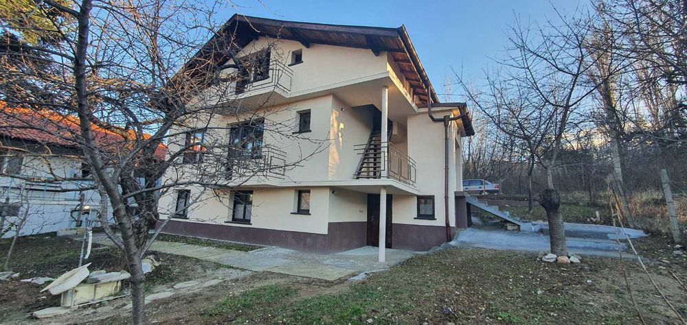 Продава се Къща в София, Горна баня - 240 кв.м за 1459 €/кв.м - Снимка #4