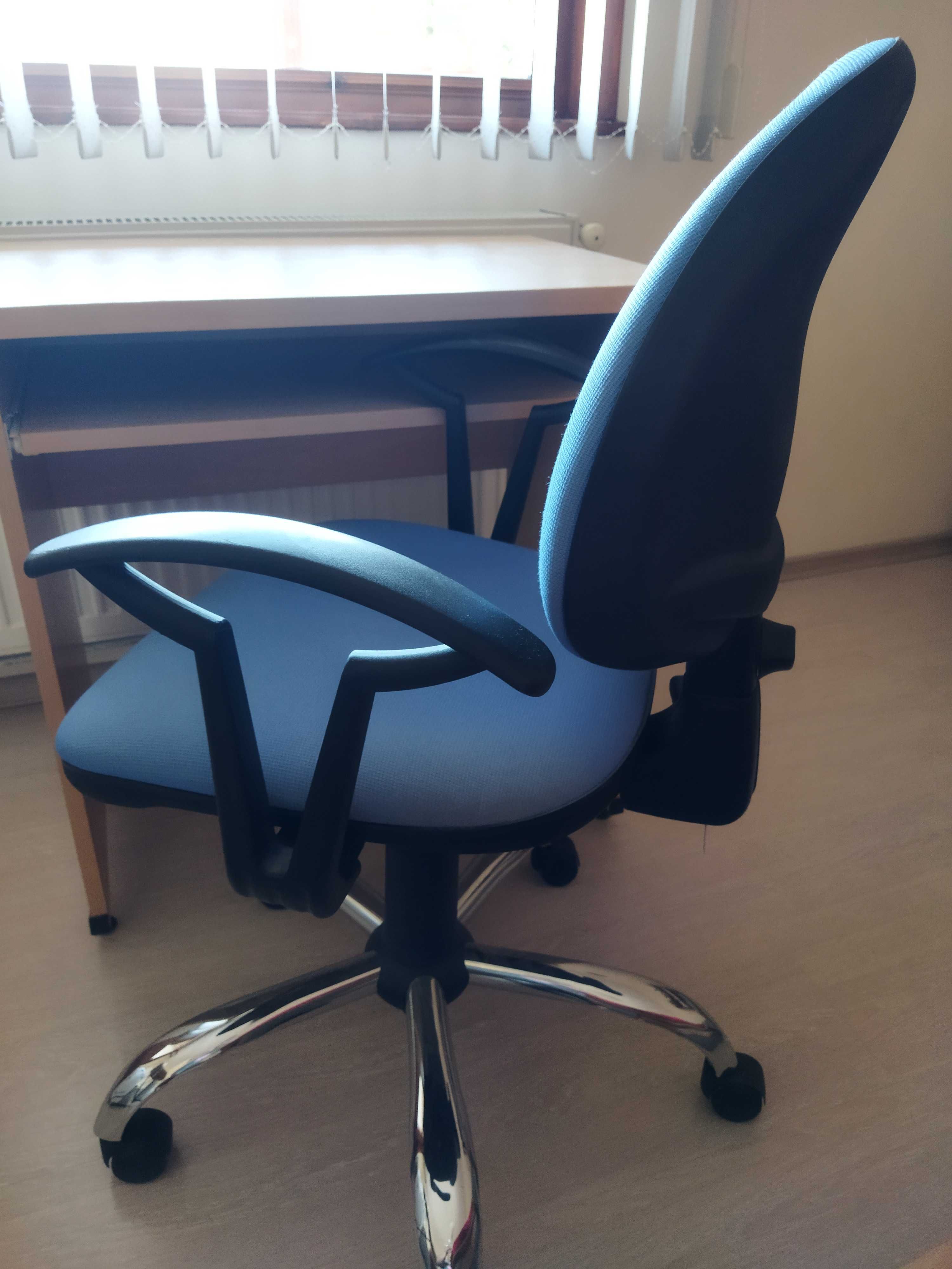 Детски бюро с стол гр. Несебър • OLX.bg