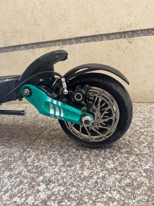 Vsett 9+ 28ah 6000w magura