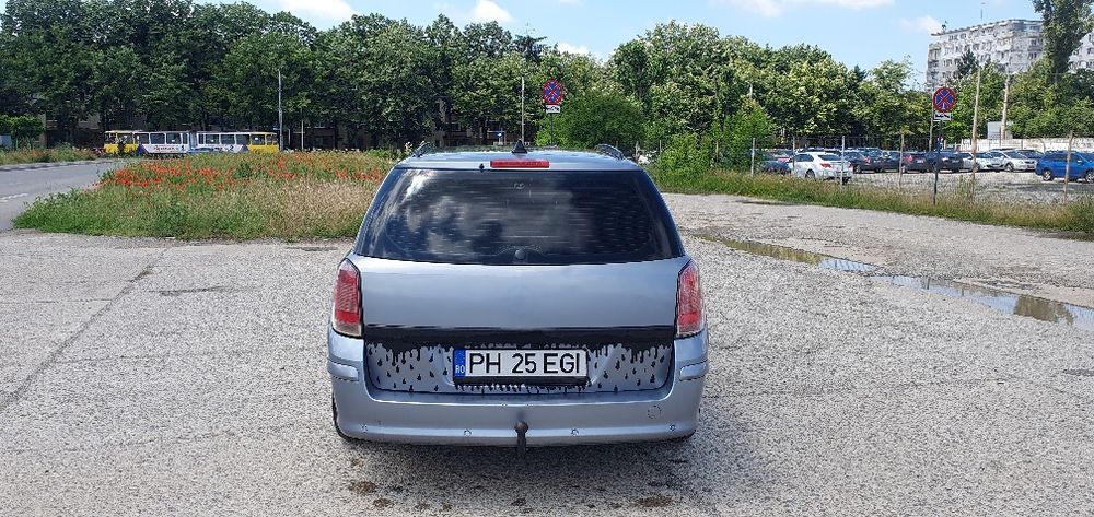 Vând Opel astra h