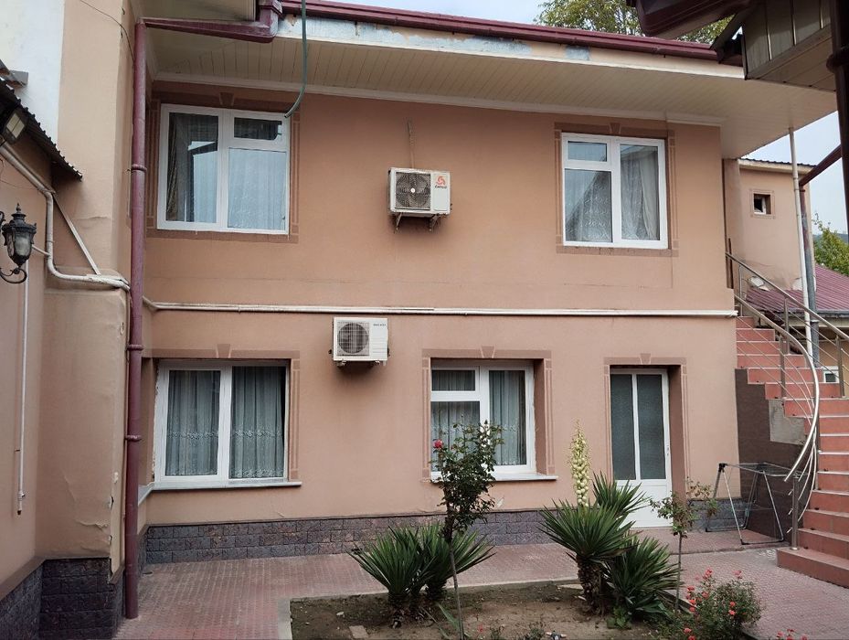 Продаются собственный дом(участок)