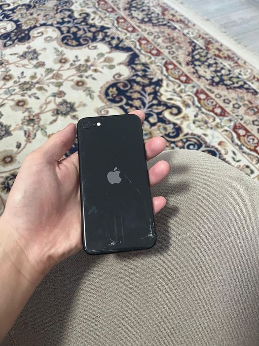 Продам iphone Se