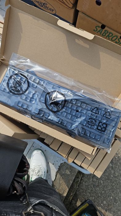 Vand tastaturi Dell noi 30lei/buc