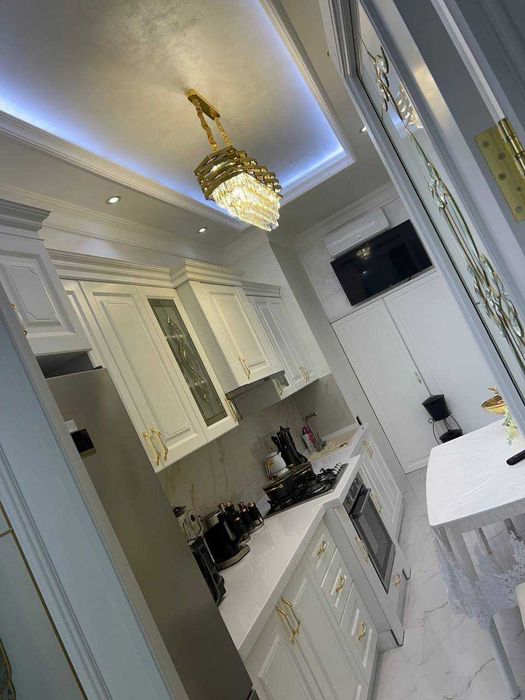 Сдаётся квартира в элитным комплексе Жк Казахстан 85кв