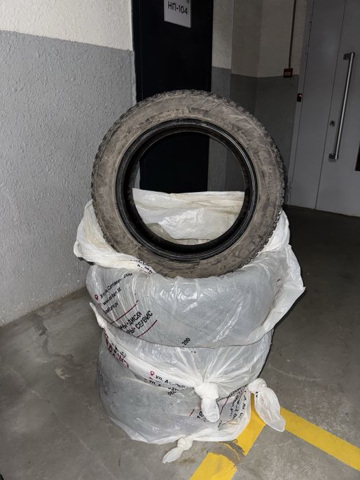 Sailun Ice Blazer WST3 215/55 R17 98 T с шипами