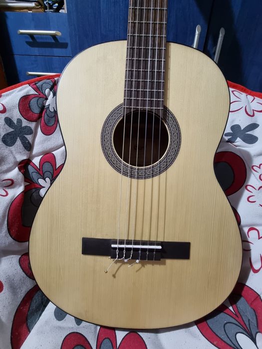Chitara clasica Cort