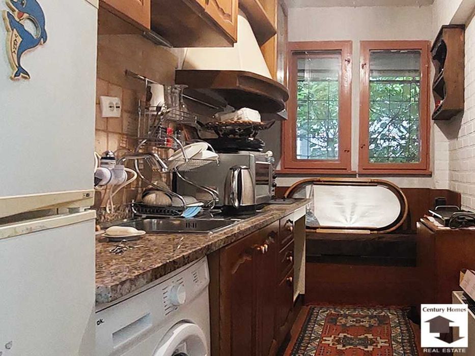 Дава се под наем Едностаен апартамент в Велико Търново, Център - 31 кв.м за 180 € - Снимка #4