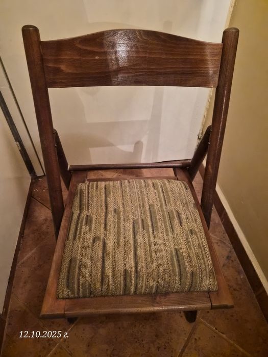 Сгъваем трапезен стол