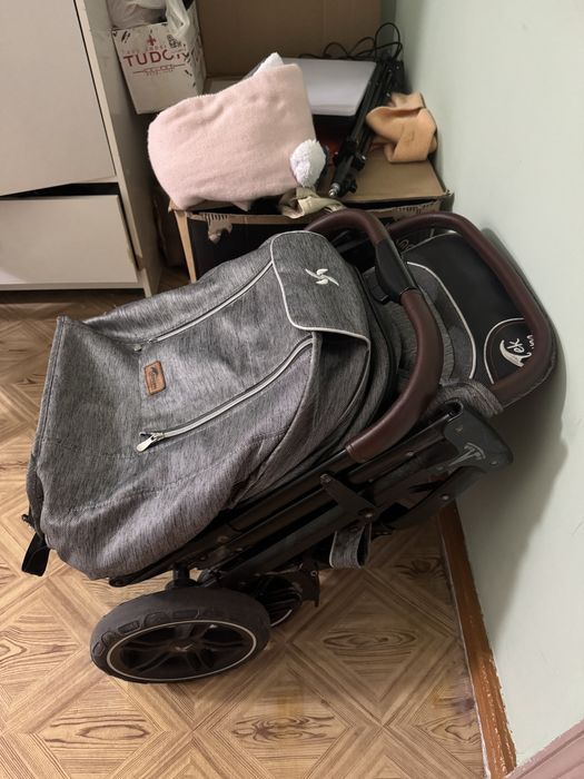 Продам детскую коляску