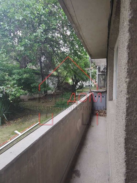 Продава се Четиристаен апартамент в Варна, Център - 120 кв.м за 2217 €/кв.м - Снимка #13