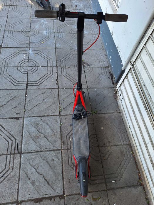 Тротинетка Ninebot KickScooter D28E