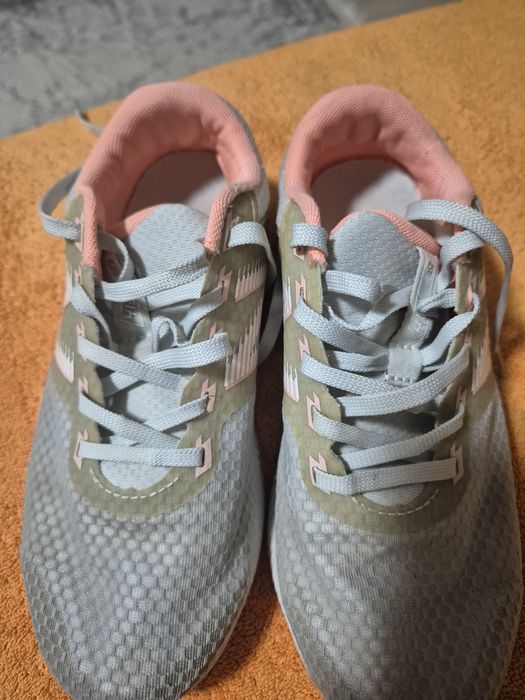 Кроссовки детские New Balance