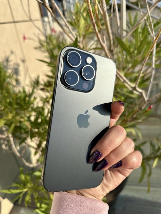 Iphone 16 pro - 256GB( 89% battery )