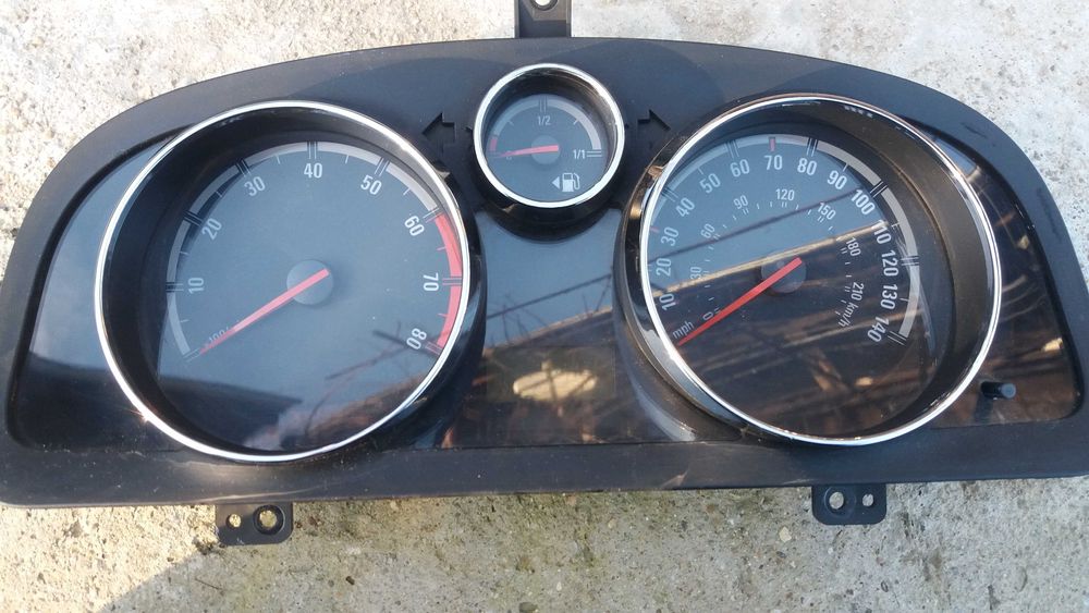 Километраж от Опел Антара бензин 2,4