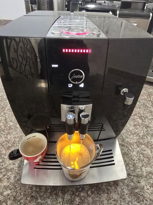 Кафемашина Jura J7