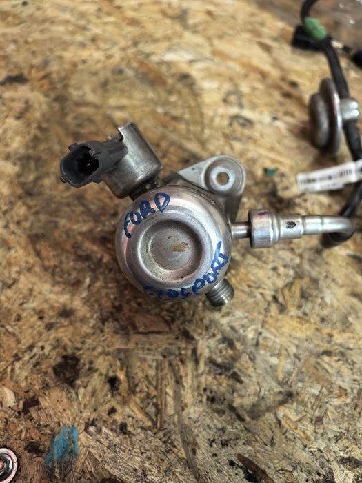 Помпа за високо налягане за Ford 1.0 ecoboost