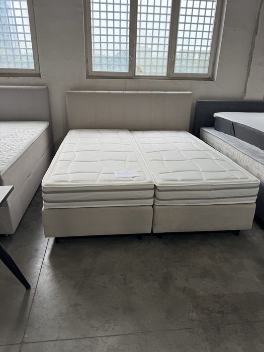 Pat de. Dormitor Boxpringn