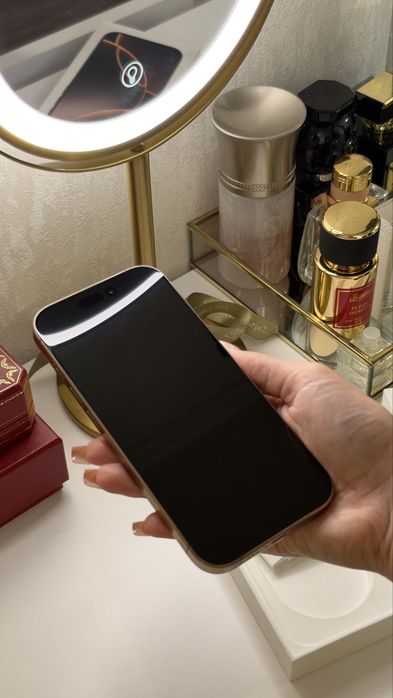 Продам Iphone 16 PRO 512 ГБ