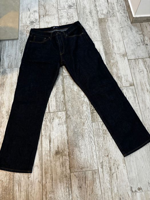 Оригинални дънки GAP, закупени от Шанз Елизе, Париж