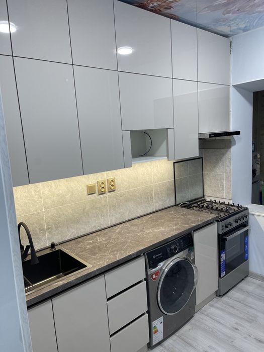 Срочно Продается 2 комнатная квартира с ремонт