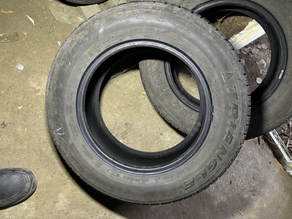 Продам резину 205/65/R15