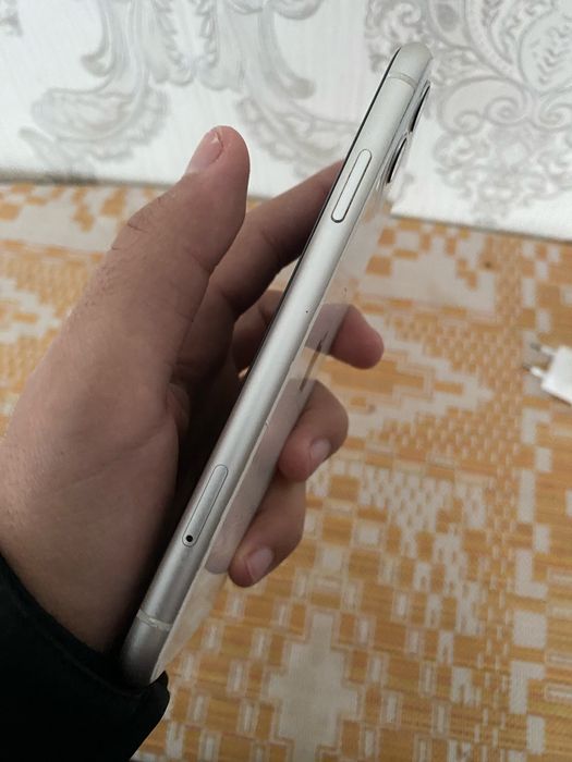 Айфон 11 128гб срочно