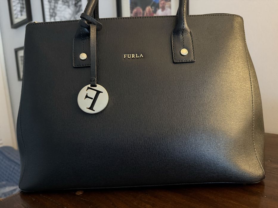 Оригинална чанта Furla