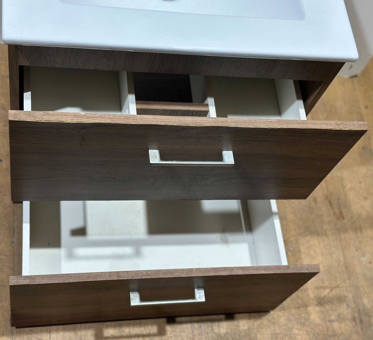 Mobilier de baie cu lavoar si baterie; Dulap chiuveta suspendat