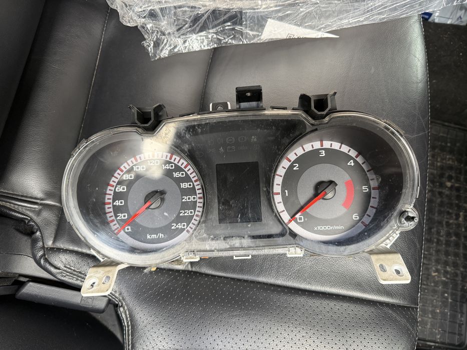 Километраж за mitsubishi asx outlander  c croser peugeot 4007 2008