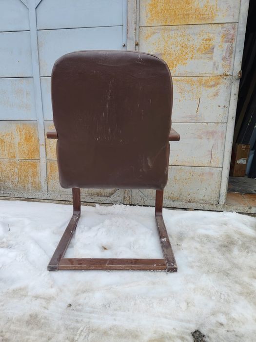 Кресло офисное кожа