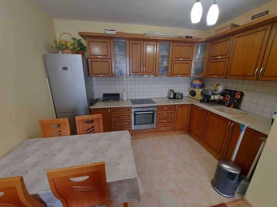 Продава се Двустаен апартамент в Търговище, Вароша - 85 кв.м за 1380 €/кв.м - Снимка #1