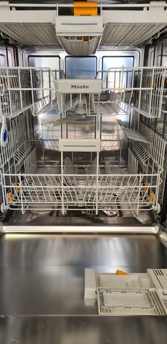 ТОП Съдомиялна за пълно вграждане 60см Miele  XXL 14 к-та А+++  Auto Open