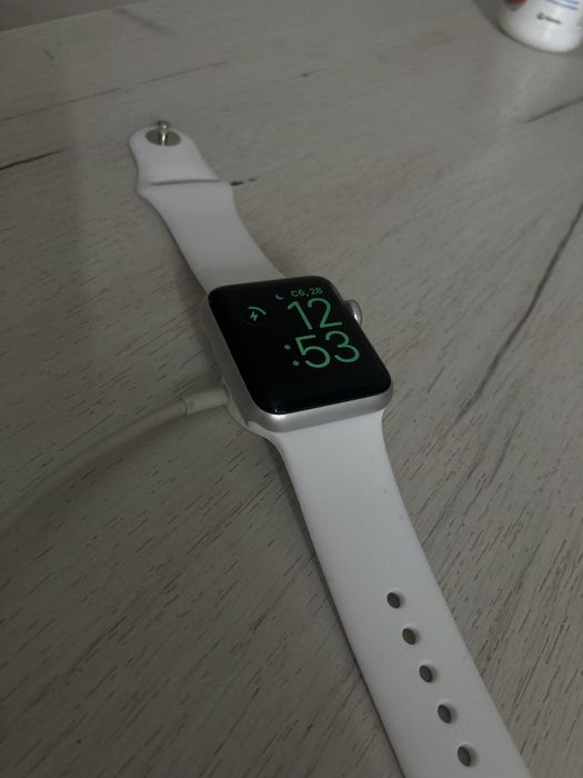 Apple Watch Series 3 Silver 38mm АКБ 93 оригинал