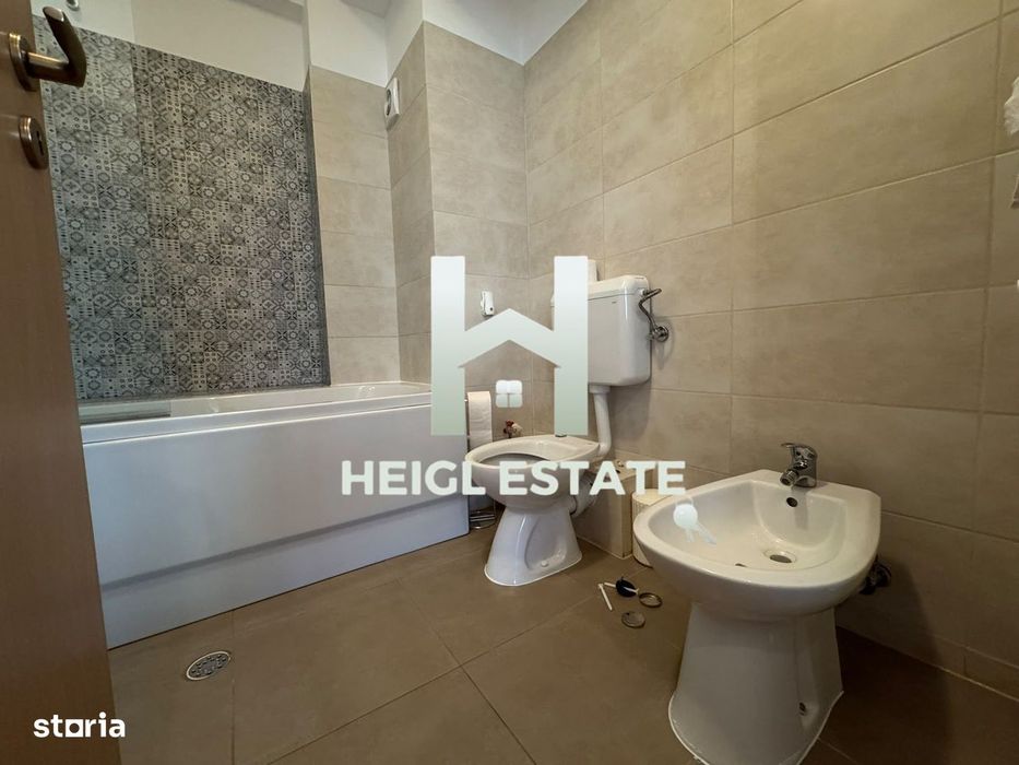 Apartament cu 3 camere si parcare privata, zona Torontalului, Lângă VO