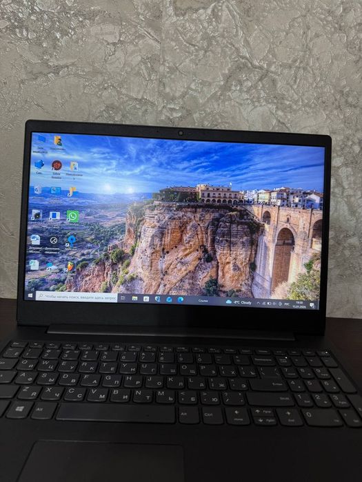 Ноутбук   Lenovo