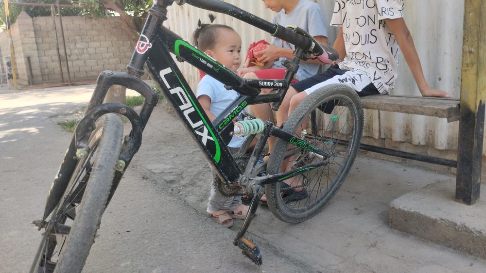 Велосипед 24х екеуі бірге 20к