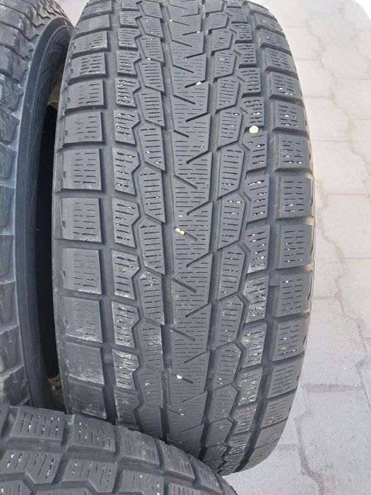 4 шины Yokohama 265 60 R18.