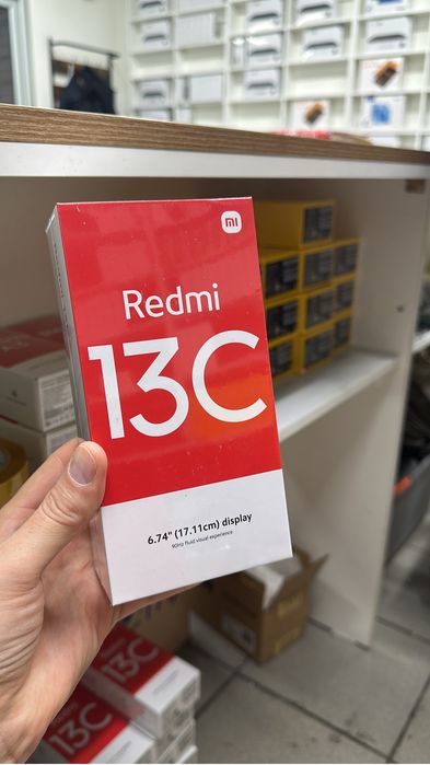 Redmi 13C с гарантией