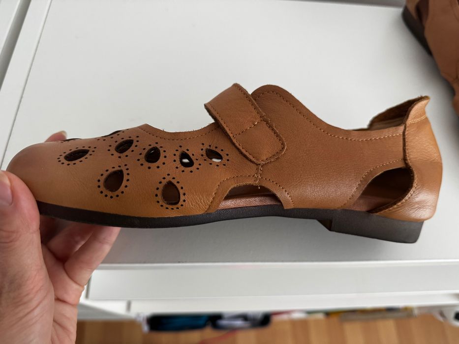 Sandale barefoot damă din piele italiană, măr. 39–40, stare excelentă