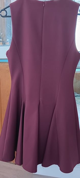 Рокля на ZARA размер XS