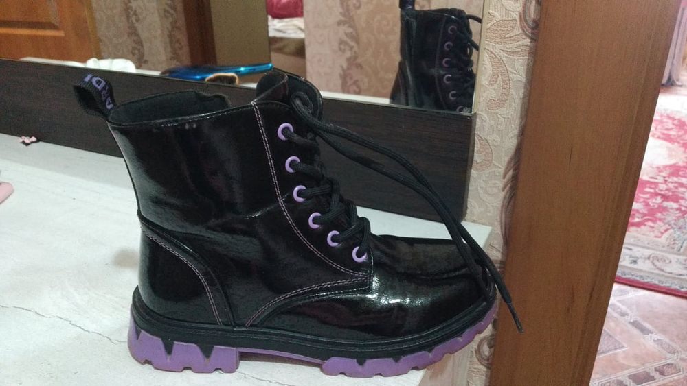 Продам сапоги подростковые