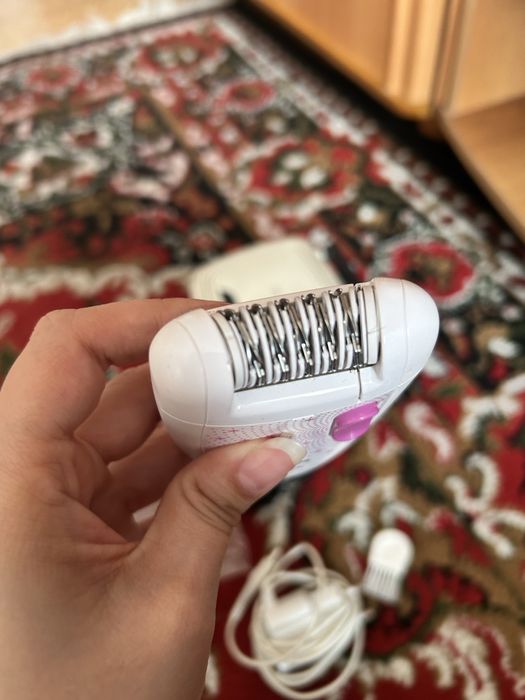 Электро эпилятор Philips Satinelle розовый