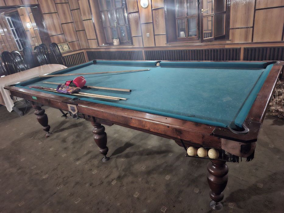 Billiardniy stol sotiladi mramrli