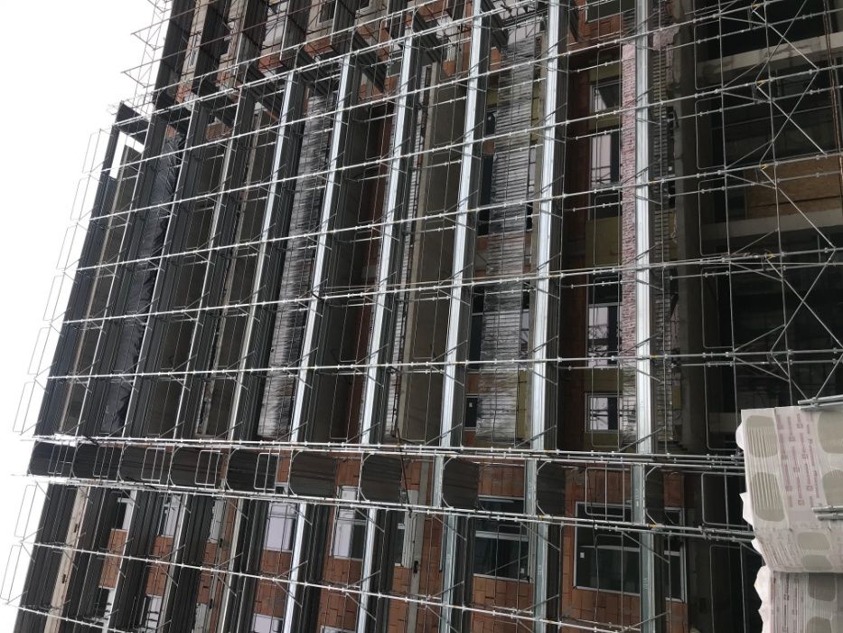 Inchiriere schelă metalică de fatadă, asigurăm și montare/demontare