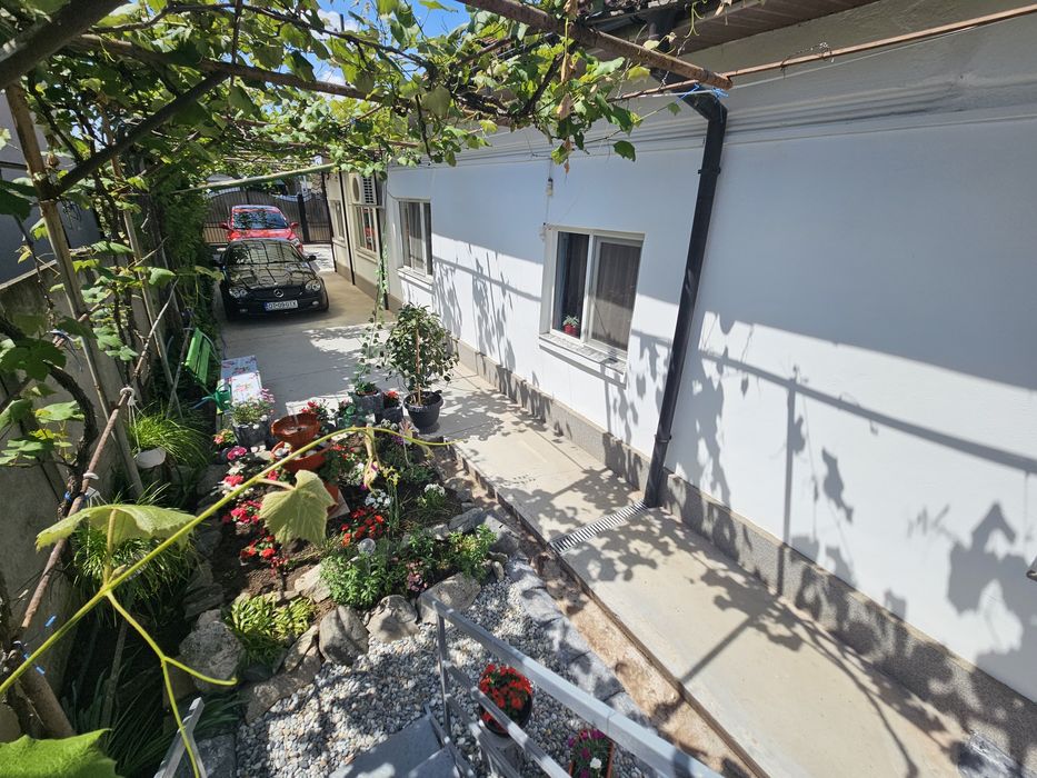 Casa cu teren, zona Bold